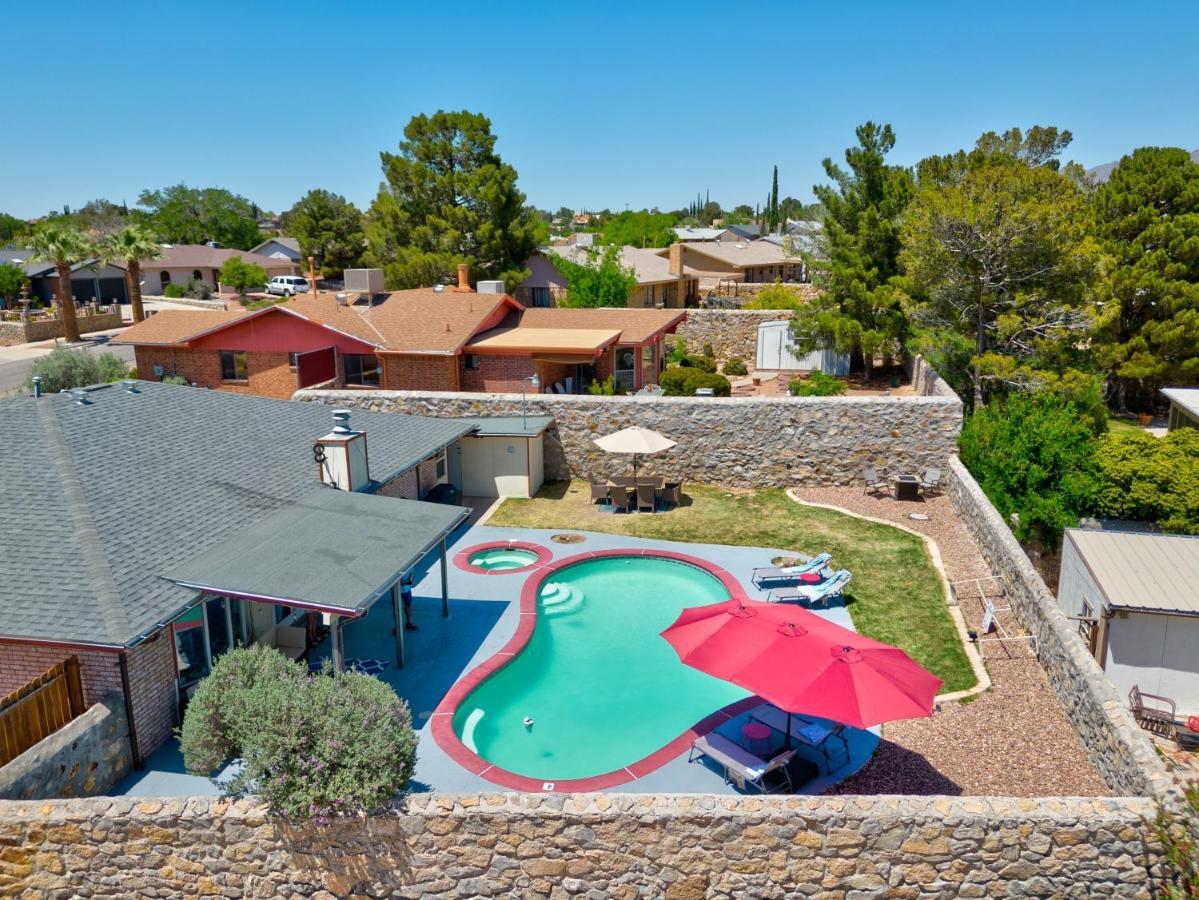 Home With Mountain View/Pool/Tub El Paso Eksteriør billede